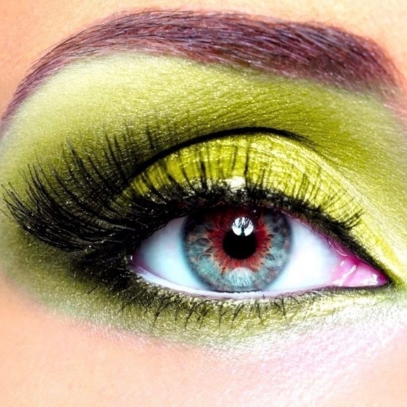 Kat Von D Other - 🎊HP🎊New Kat Von D Metal Crush Extreme Highlighter